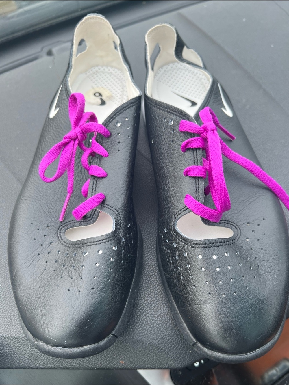 Nike Black Leather Women’s Slip-On Flats with Bright Pink Laces